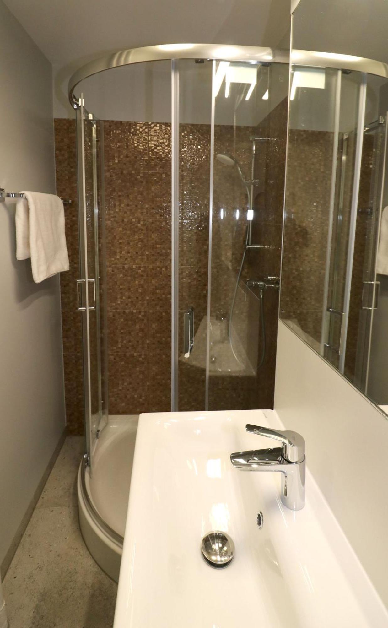 Falcon Apartment Center 4 Metro Swietokrzyska Varsó Kültér fotó
