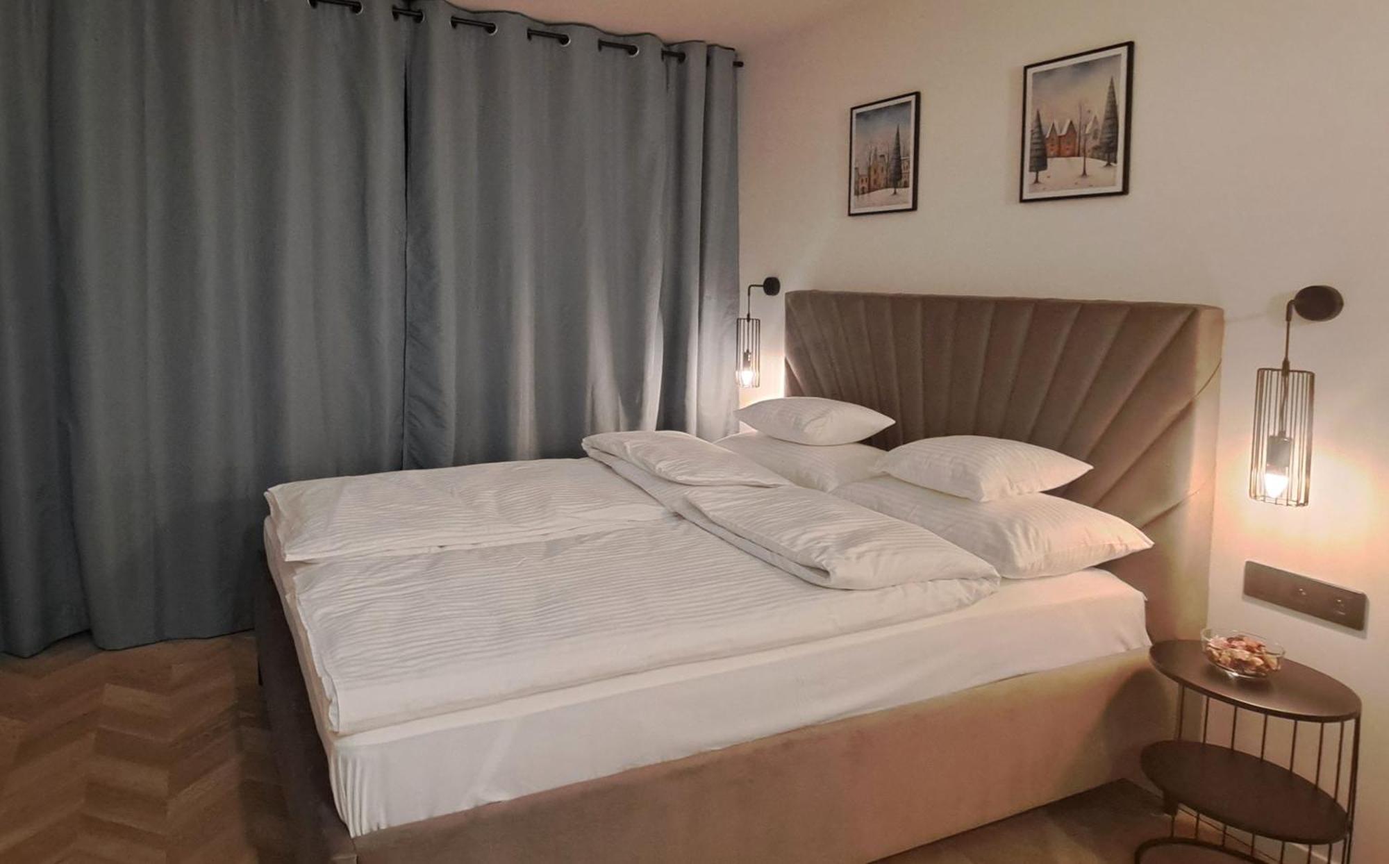 Falcon Apartment Center 4 Metro Swietokrzyska Varsó Kültér fotó